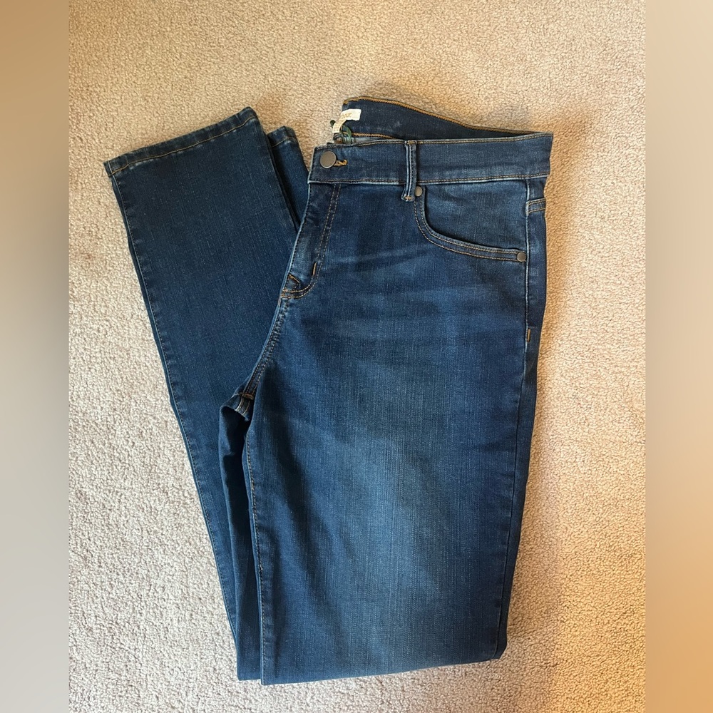 Barbour Women’s Essential Slim Jeans in Worn Blue